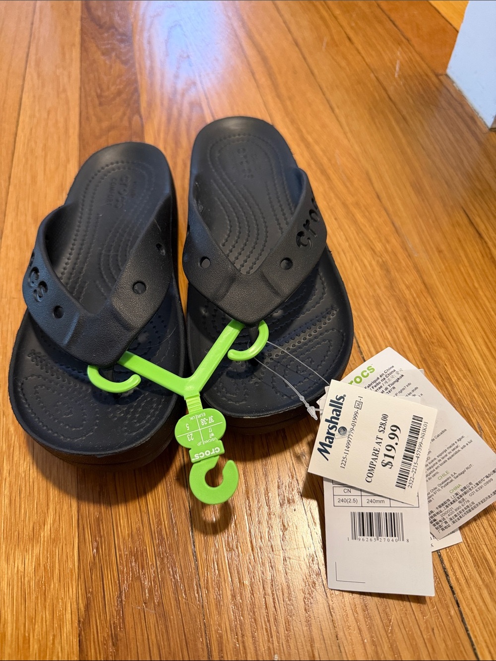 CROCS black Flip Flop Sandals